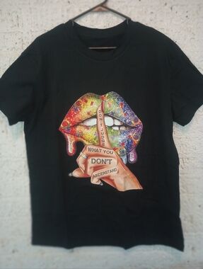 Graphic Tee - Black Rainbow Lips Design